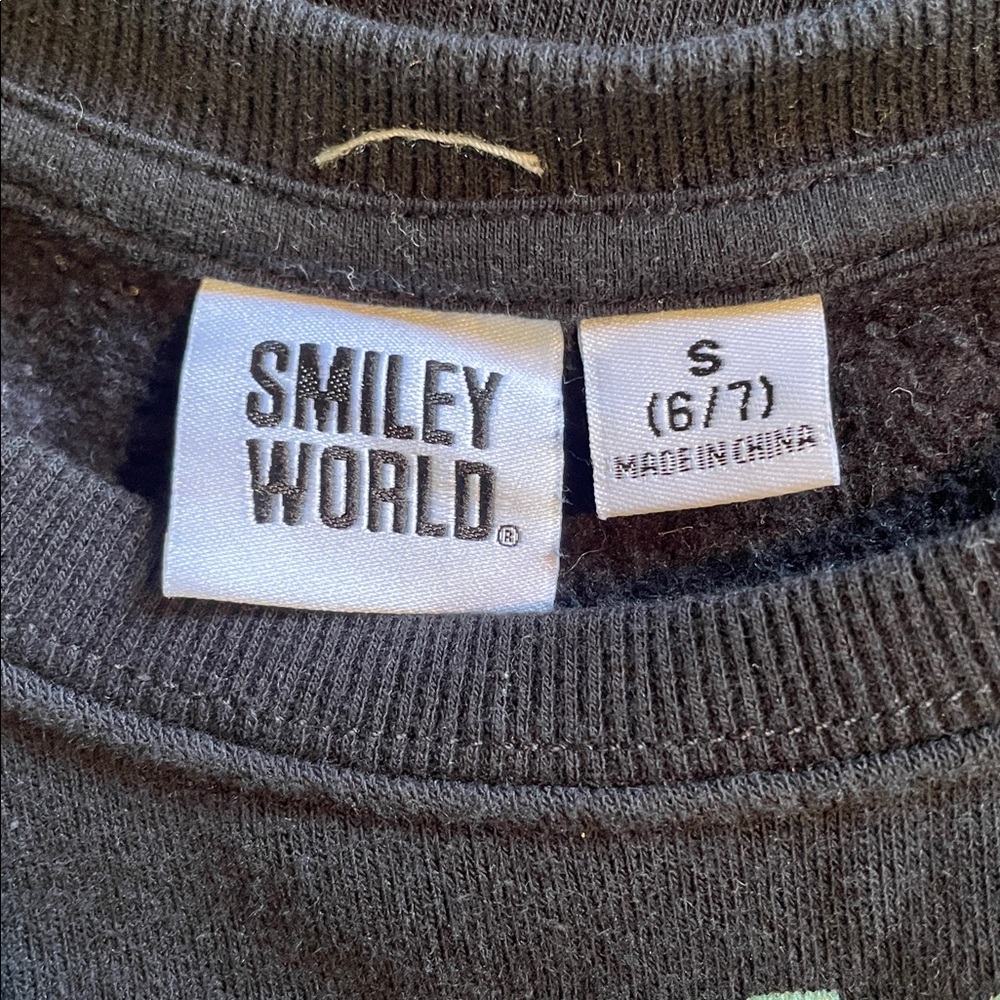 Smiley World crop Sweater Youth Black Pullover Crew Neck Nice Day Emoji Kids - Picture 6 of 11